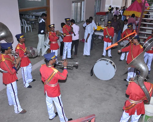 Outstation Band Service